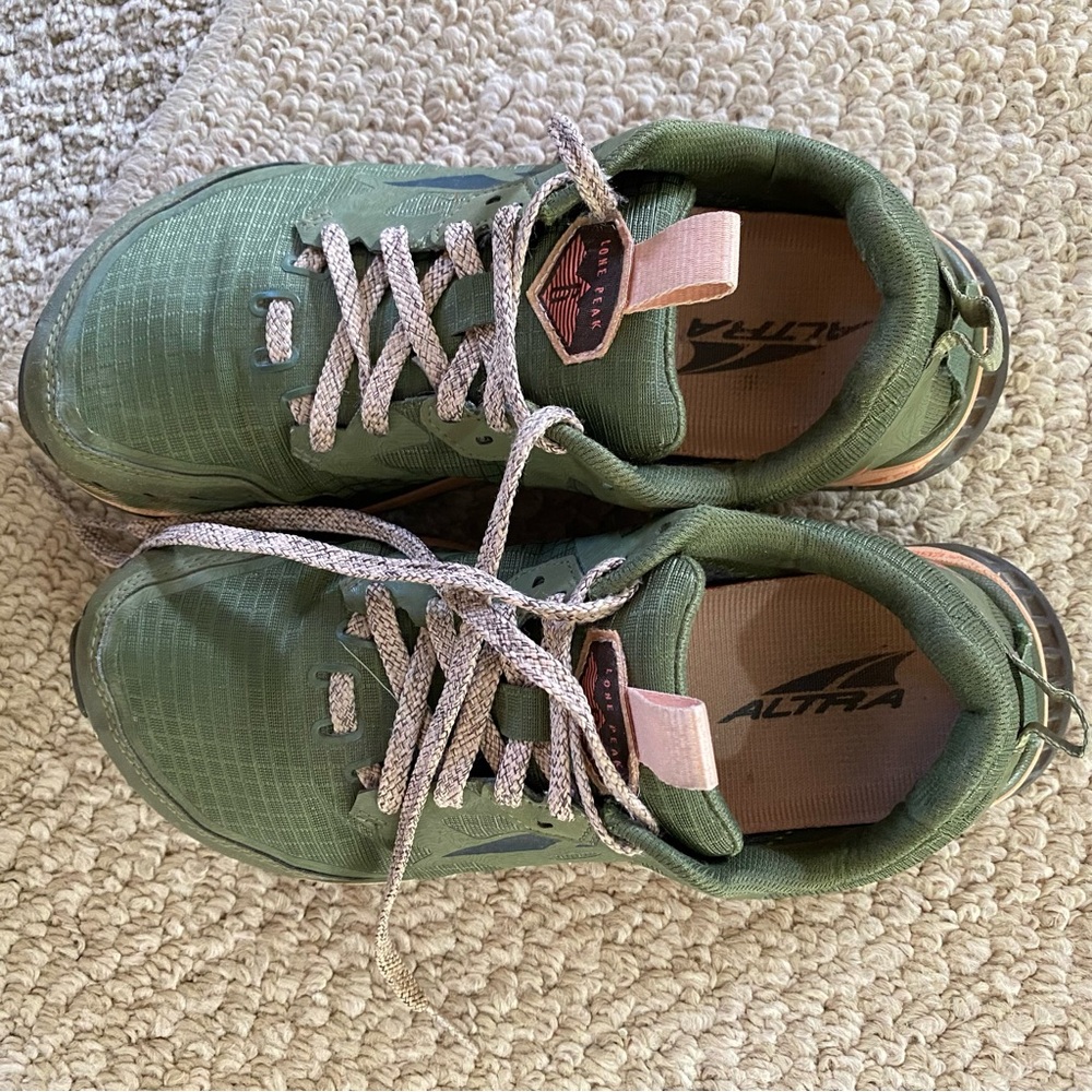 Altra Women's Lone Peak 6 Trail Running Shoe in the Dusty Olive 7.5 Hike Cabin - Picture 5 of 9